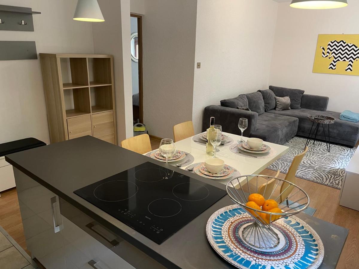 Secret Garden Kraków - Wonderful City Centre Apartment - Ground Floor - Quiet Location Exterior foto